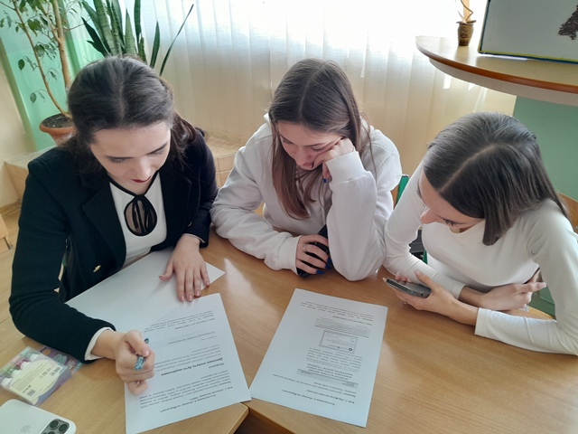 Обговорення проблеми групою детективів Освітній «інсайдер» ТНПУ